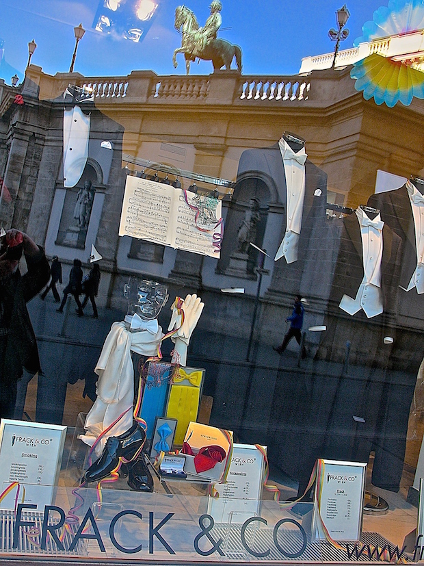 Frakküzlet az Albertinánál