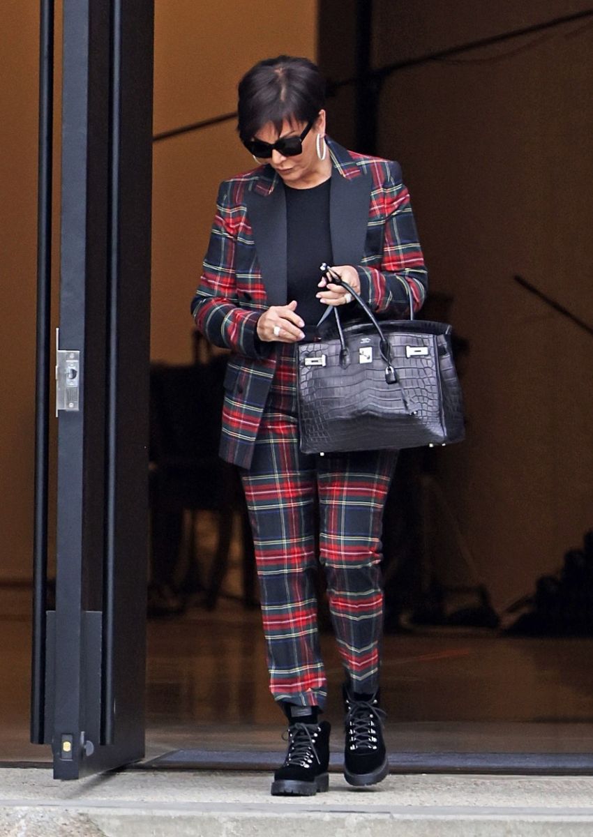 Kris Jenner outfit szett divat