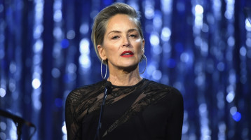 A 66 éves Sharon Stone sírásban tört ki, amikor megkérdezték tőle, mit üzenne fiatalkori önmagának