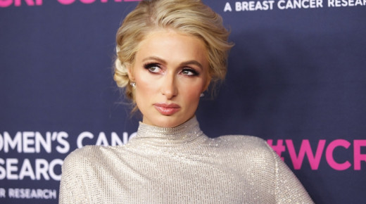 Paris Hilton élő adásban nézte végig, ahogy az otthona a lángok martalékává válik