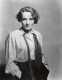 Marlene Dietrich, Christian Dior múzsája volt. A tervezőt kezdetben huga és édesanyja ihlette meg, mikor Marlene-nel találkozott, teljesen új fordulatot vett karrierje. A csinos modellnek köszönheti, hogy ő lett a Félelem a reflektorfényben jelmeztervezője, pályája pedig innentől kezdve szárnyalt.