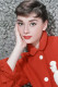 Audrey Hepburnnek nagyon jól állt ez a fazon, de más hollywoodi sztárok is bevállalták már.