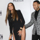 Chrissy Teigen

John Legend feleségétől, a modell Chrissy Teigentől talán még soha nem láthattuk olyan nagy villantást, mint a 2016-os American Music Awards vörös szőnyegén - pedig már neki is volt pár. Konkrétan az egész ruhája szétnyílt a pózolás közben - a lesifotósok figyelmeztették, hogy valami nem stimmel odalent. Persze, addigra már vagy egy tucat fotót készítettek az esetről. 