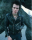 Sid Vicious és barátnője, Nancy Spungen viharos szerelméről még mindig nem derült ki az igazság, az viszont bizonyos, hogy a Sex Pistols zenészének ujjlenyomataival teli volt a kés, ami az alig 20 éves lány halálát okozta. Napokkal később a sztár túladagolta magát, így az ügy "lezárult".

 