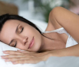 Próbáld ki: ez a lefekvés előtti egyszerű praktika javítja az alvás minőségét