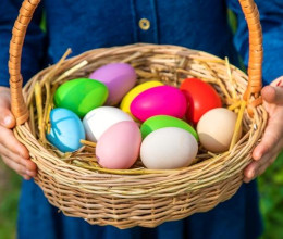 Tojásvadászat, locsolóudvar, szilvásgombócfőzés - Ezek lesznek a legjobb húsvéti programok országszerte
