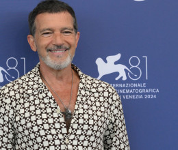 Antonio Banderas úszik a boldogságban: eljegyezte meseszép lányát, Stellát az óvodáskori szerelme