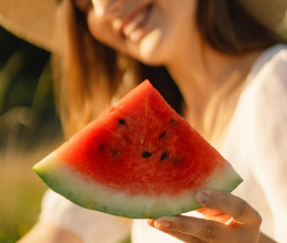 Ne edd meg ezt a népszerű nyári gyümölcsöt, ha ezeket tapasztalod: komoly allergiára is utalhatnak a tünetek