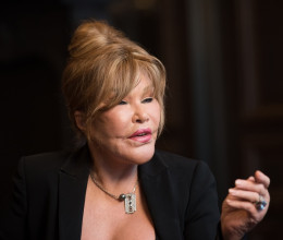 Ifjúkori fotót posztolt magáról a plasztika királynője, Jocelyn Wildenstein: meghökkentő, hogy nézett ki a műtétek előtt 