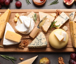 Fagyasztási kisokos: itt a lista, csak ezek a sajtok mehetnek a mélyhűtőbe
