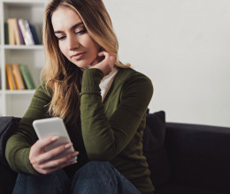 Így vernek át az influenszerek, hogy megvedd az új telefonokat