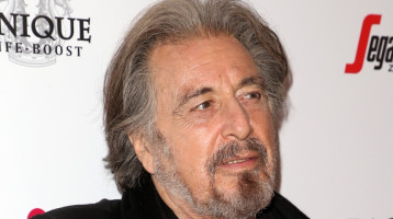 Al Pacino másfél éves fia kedvéért írta meg a memoárját: "Remélem, sokáig egészséges maradok, és tudni fogja, ki az apja"