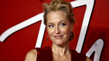 Gillian Anderson felvállalta a szexuális vágyait: új könyvéből az is kiderül, miről fantáziálnak a nők