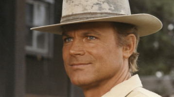 Terence Hill ritkán látott felesége káprázatosan szép nő volt fiatalon: Lori és a színész első látásra egymásba szerettek